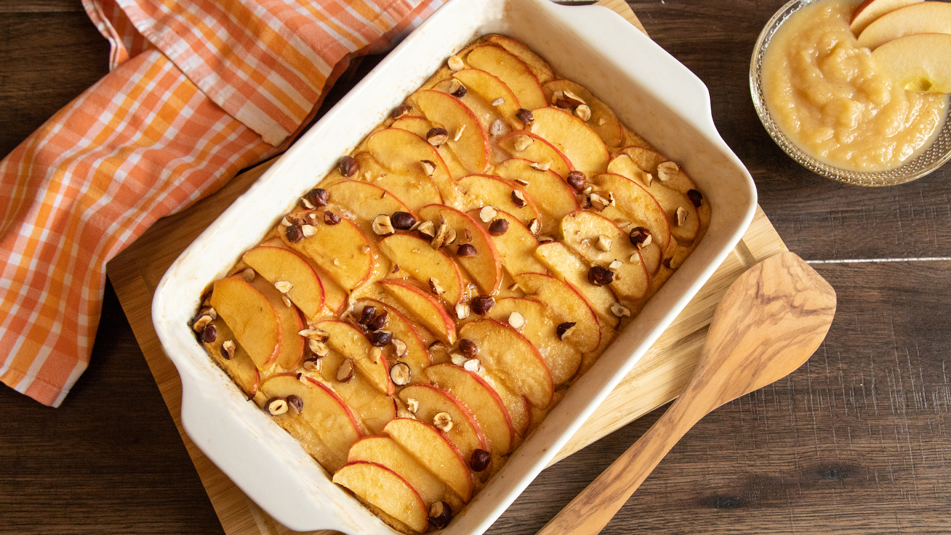 Süßer Grieß-Auflauf mit Quark und Äpfeln