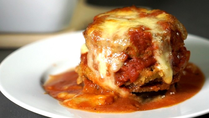 Parmigiana di Melanzane | überbackener Auberginenauflauf Parmigiana di Melanzane | überbackener Auberginenauflauf