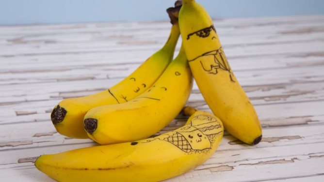 Banane bemalen