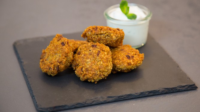 Falafel mit Joghurt Falafel mit Joghurt