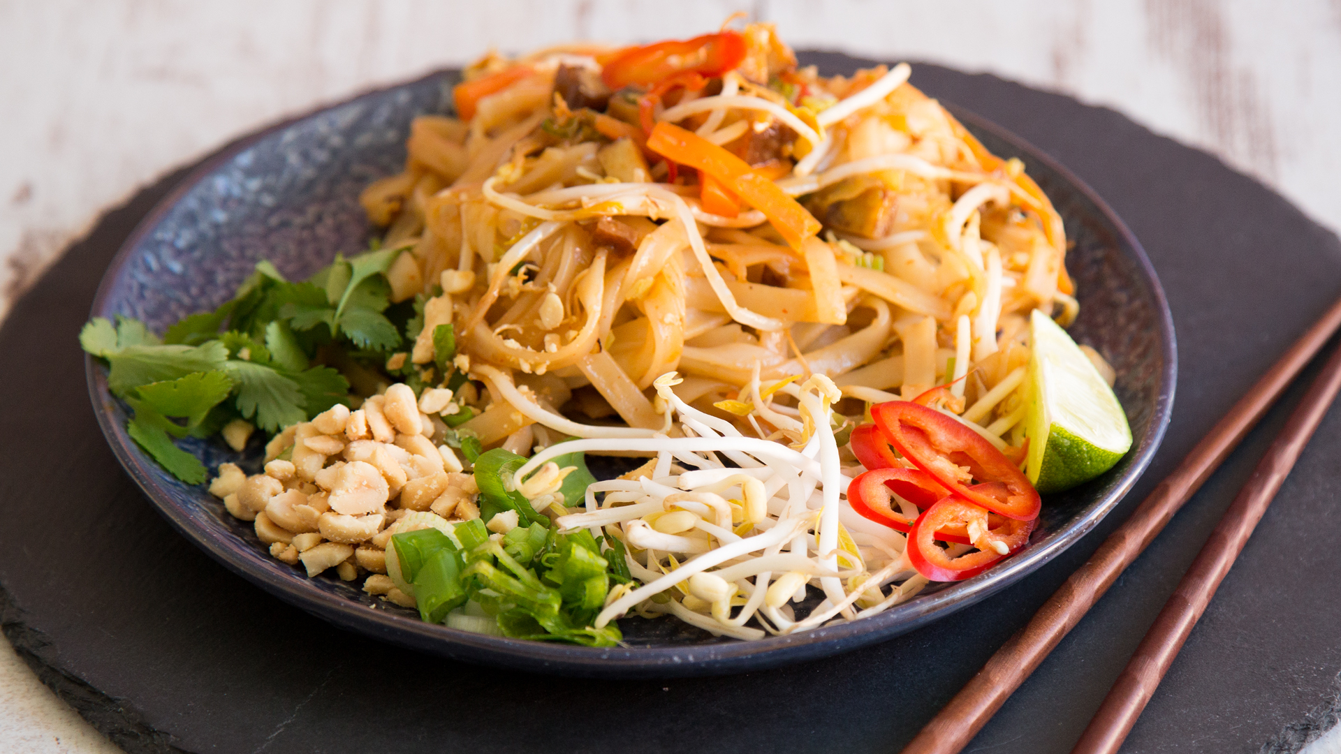 Pad Thai Mit R uchertofu Und Erdn ssen