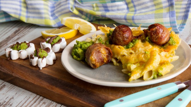 Pasta-mit-Baconbaellchen-und-Avocado-Pralinen