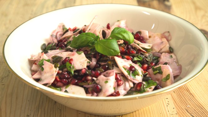 Sellerie-Salat als aphrodisierendes Lebensmittel Sellerie-Salat als aphrodisierendes Lebensmittel