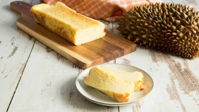 Leckerer Durian-Kuchen mit frischem Durian-Püree