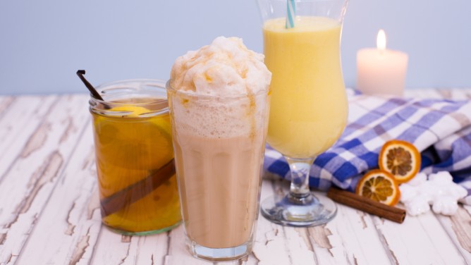Winterliche Drinks: Kokos-Mango-Shake, Chai Latte & Apfel-Limo Winterliche Drinks: Kokos-Mango-Shake, Chai Latte & Apfel-Limo